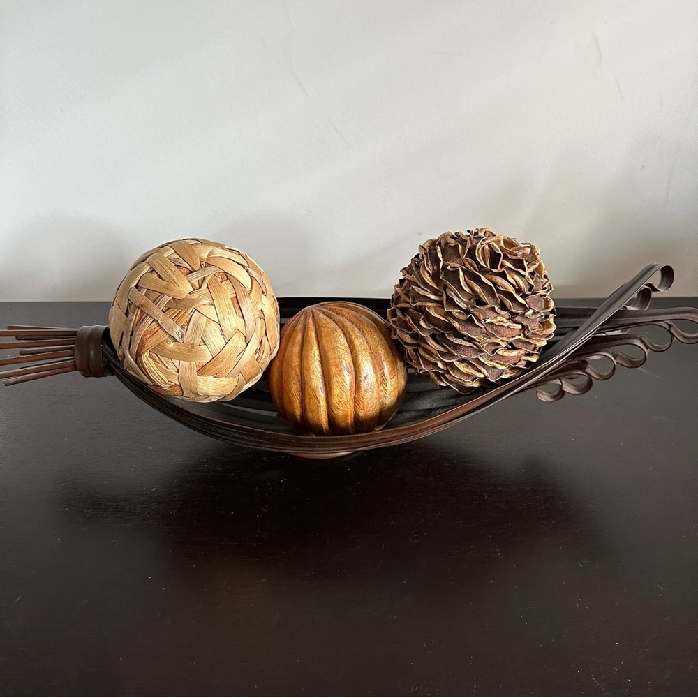 Decorative Metal Vase with 3 Mixed Natural Materials Spheres Brown Tan